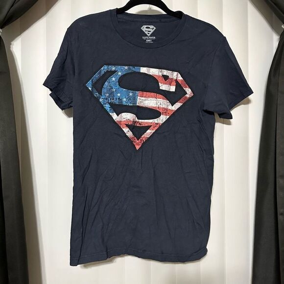 Superman Tops - Superman navy t-shirt 100% cotton, red/white/blue super logo